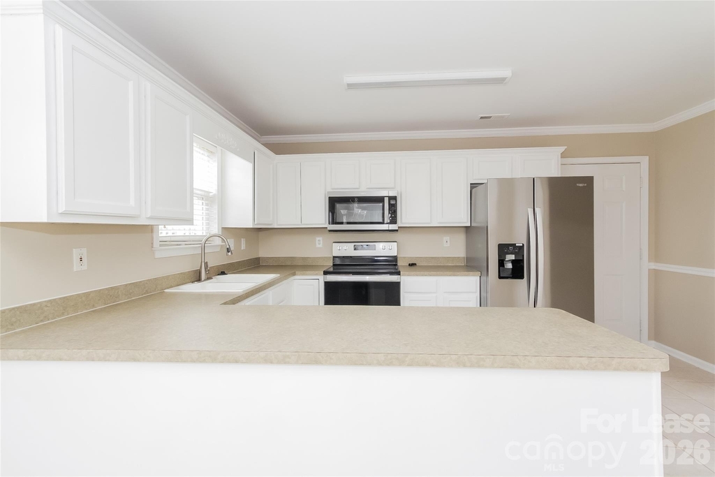 171 Elrosa Road - Photo 2