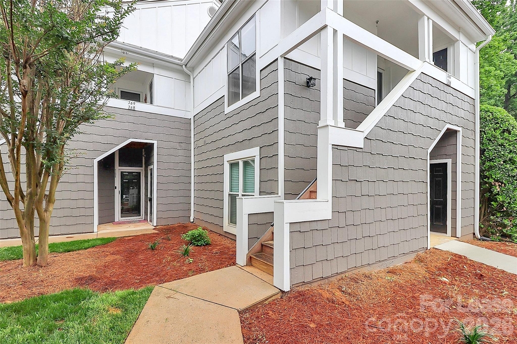 767 Southwest Drive - Photo 0