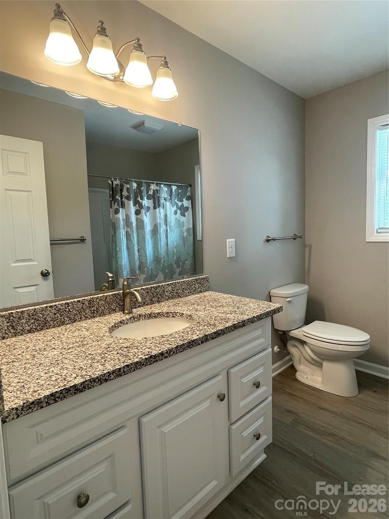 605 Frank Street - Photo 11