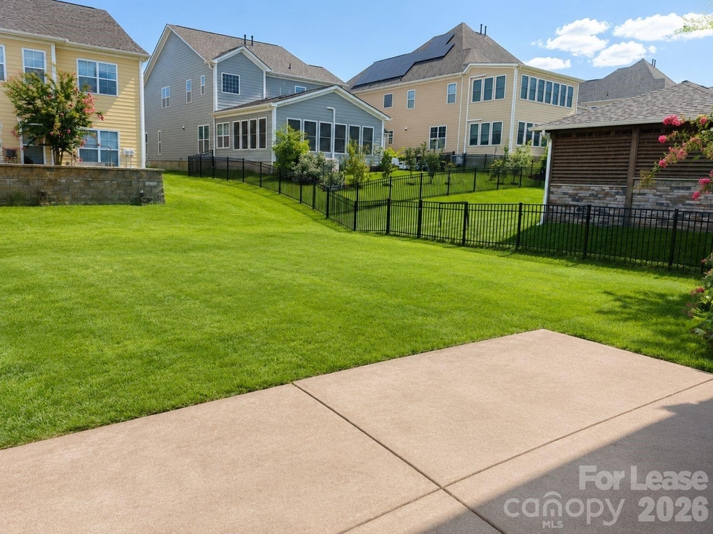 10665 Sky Chase Avenue Nw - Photo 28