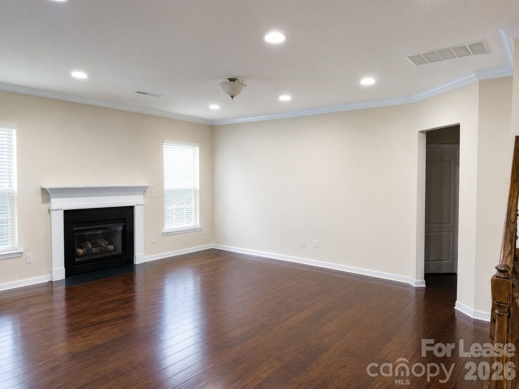 10665 Sky Chase Avenue Nw - Photo 7