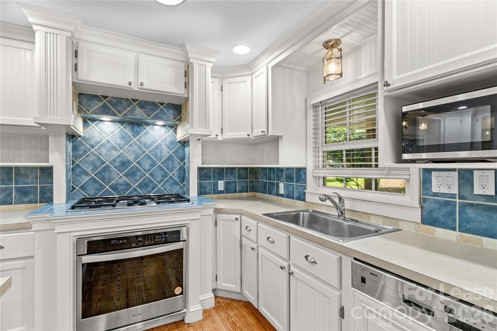 118 Revere Drive - Photo 14