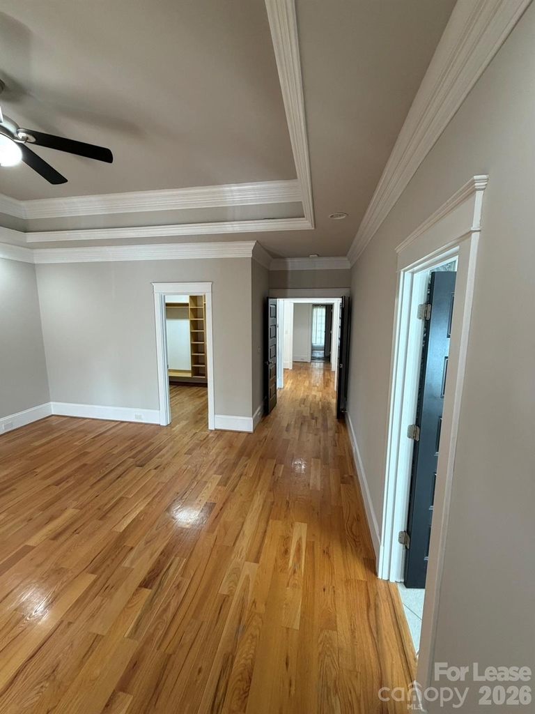 701 Mcdonald Avenue - Photo 18