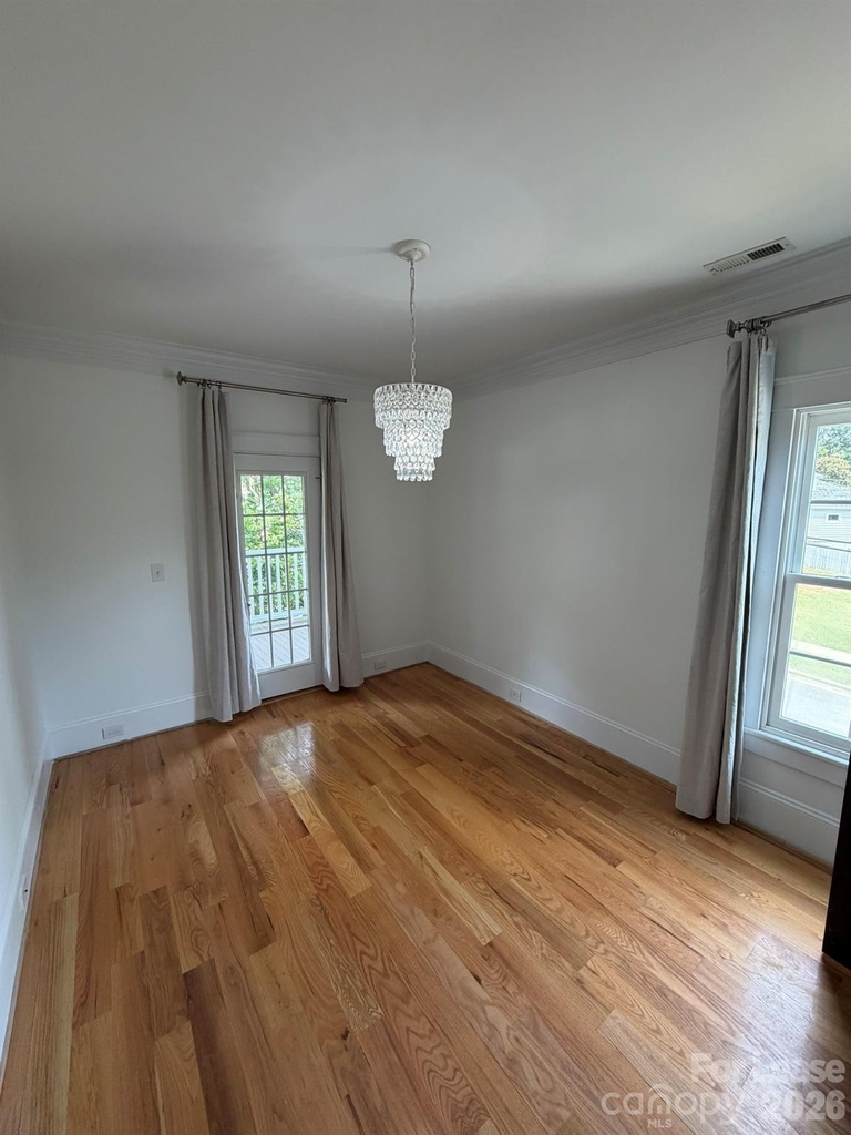 701 Mcdonald Avenue - Photo 25