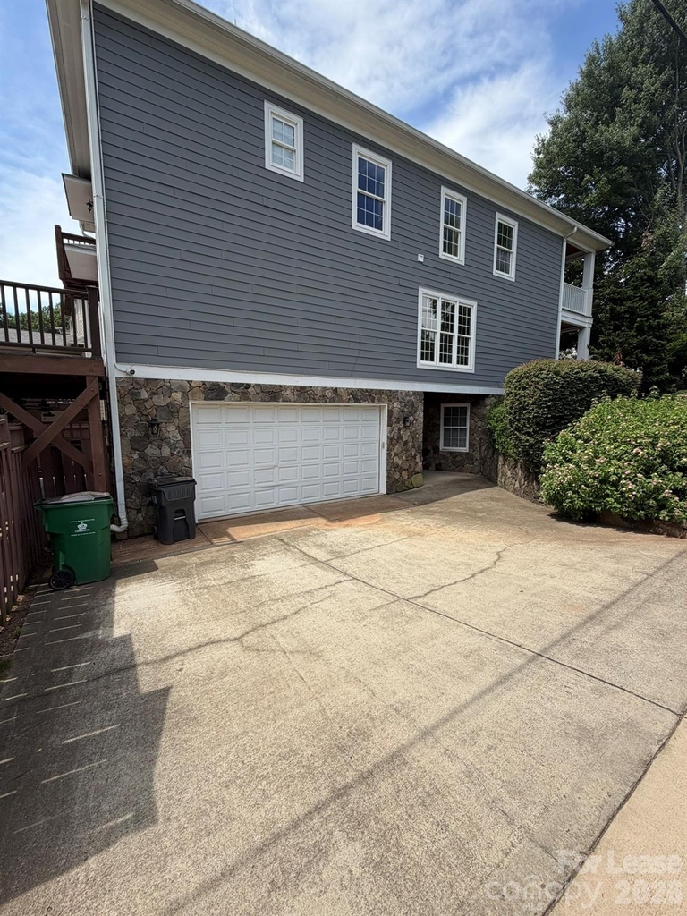 701 Mcdonald Avenue - Photo 37