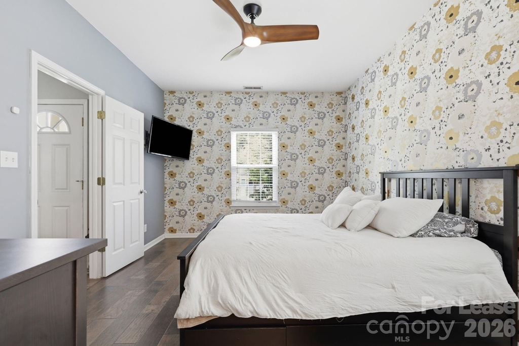 1706 Dallas Avenue - Photo 16