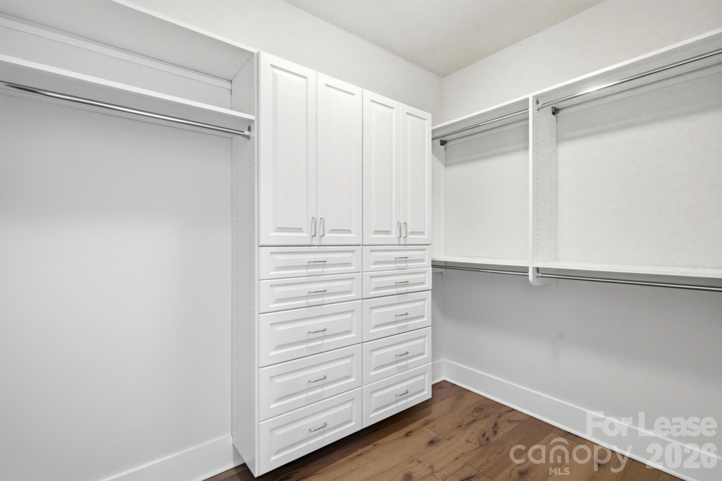 2428 Runnymede Lane - Photo 31