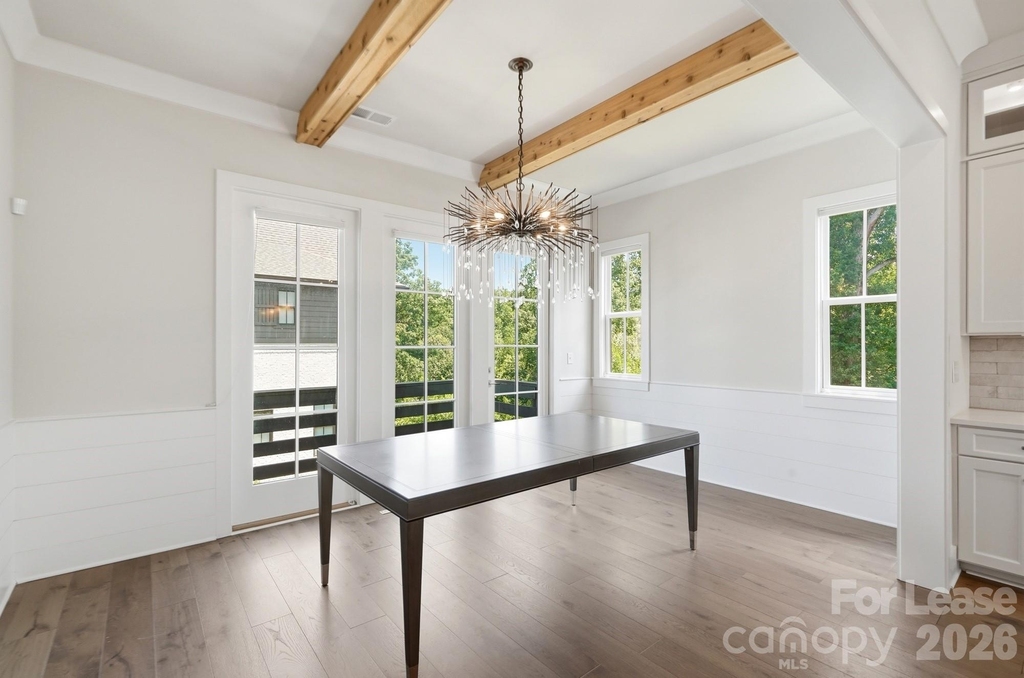 2428 Runnymede Lane - Photo 16