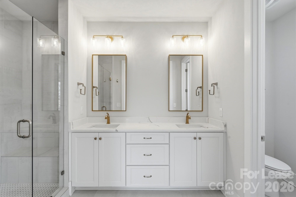 2428 Runnymede Lane - Photo 29