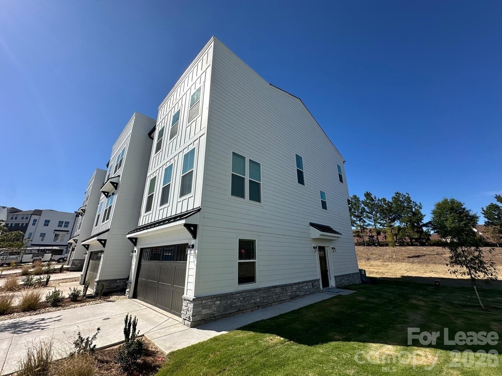 9234 Walnut Hill Road - Photo 1