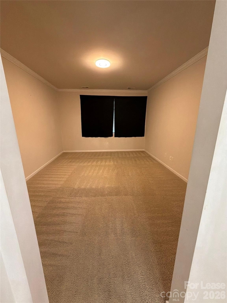 1008 Fairbrae Lane - Photo 9