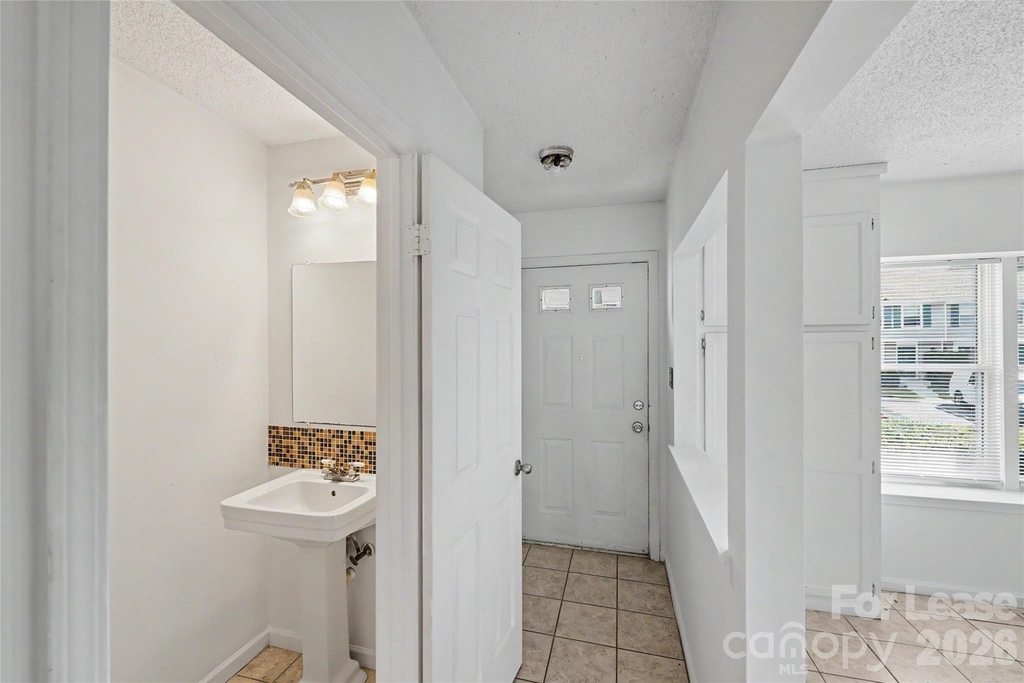 9626 Vinca Circle - Photo 13