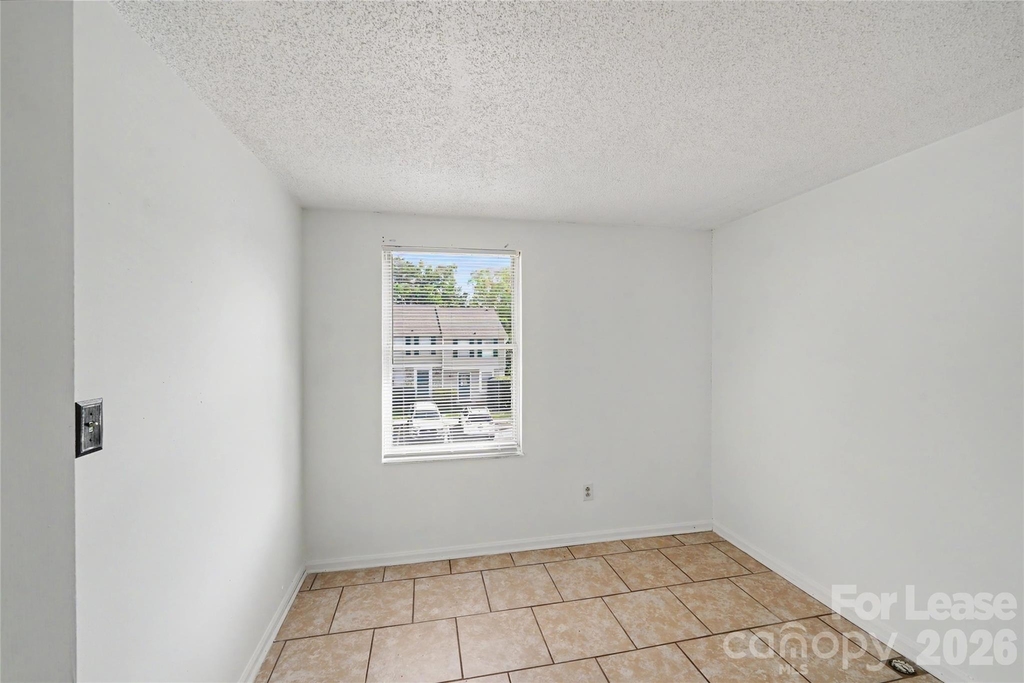 9626 Vinca Circle - Photo 10