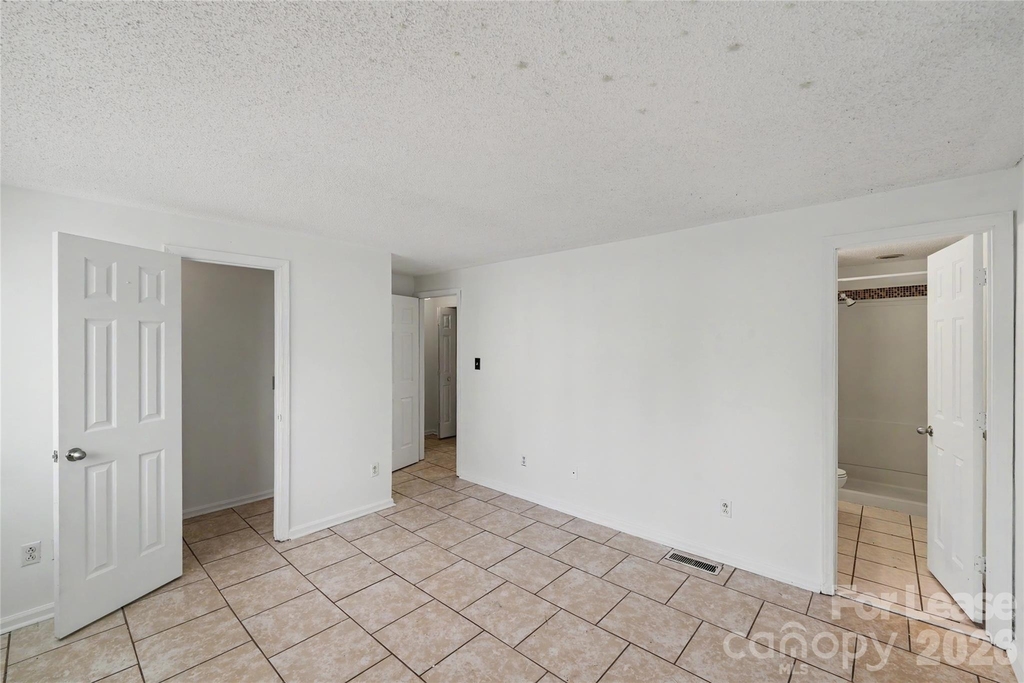 9626 Vinca Circle - Photo 6