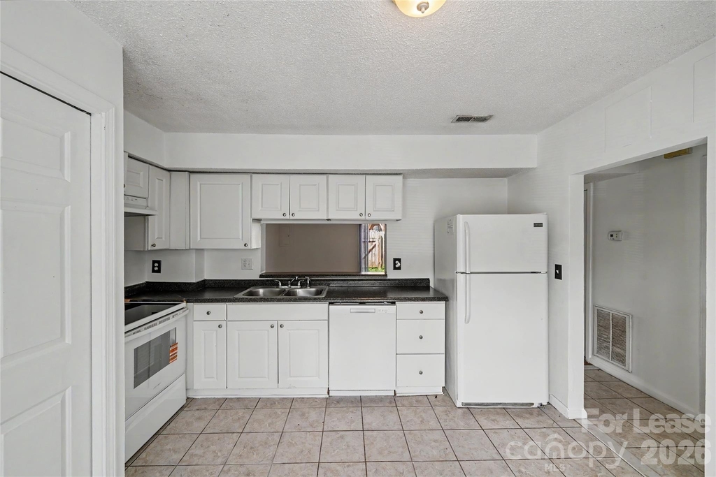 9626 Vinca Circle - Photo 15