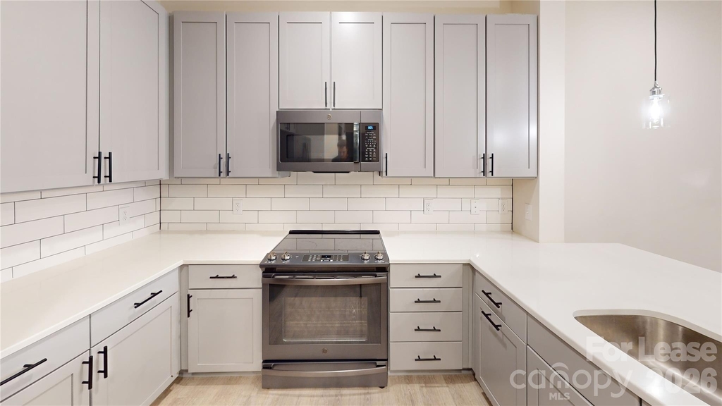 3630 N Davidson Street - Photo 2