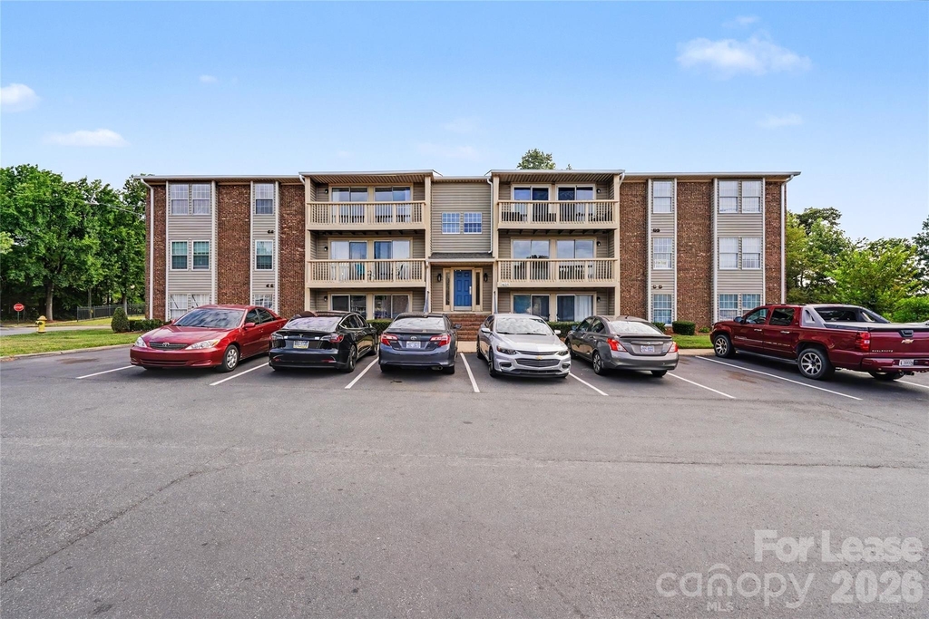 1624 Arlyn Circle - Photo 19