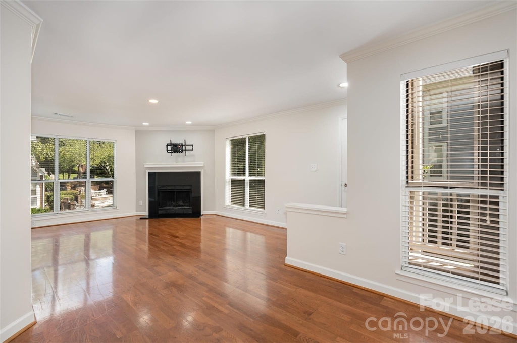 2516 Cranbrook Lane - Photo 5