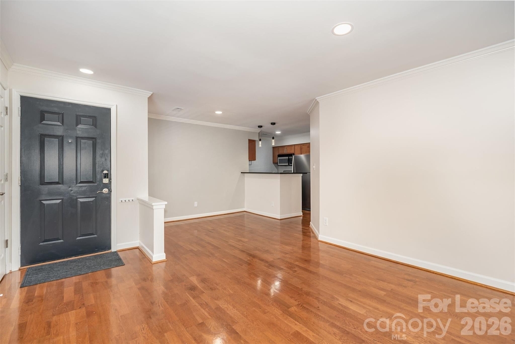 2516 Cranbrook Lane - Photo 3