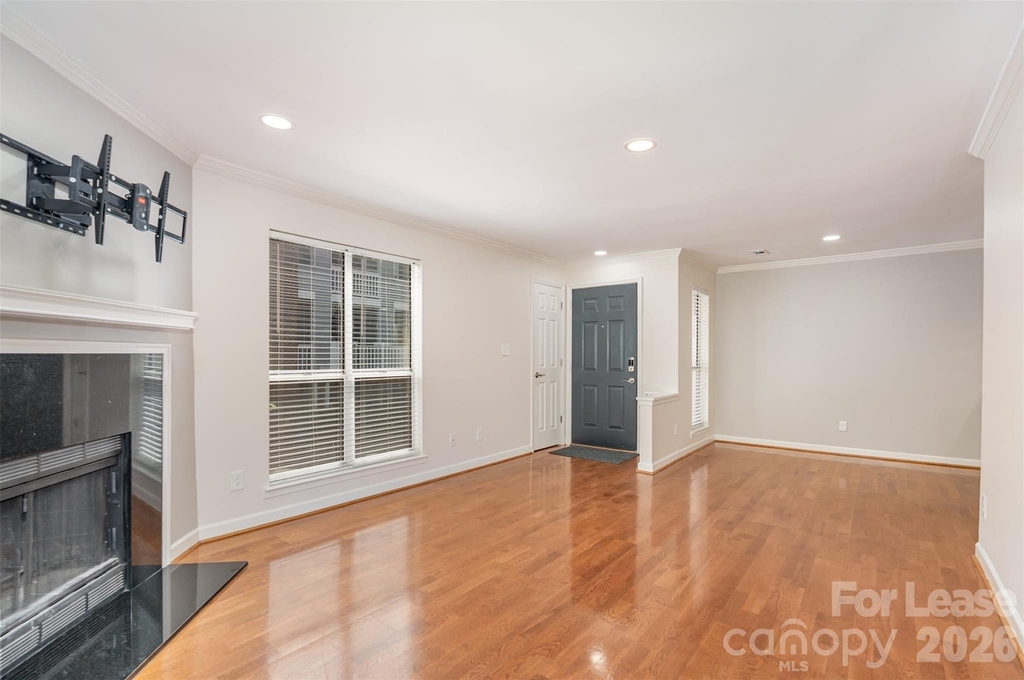2516 Cranbrook Lane - Photo 2