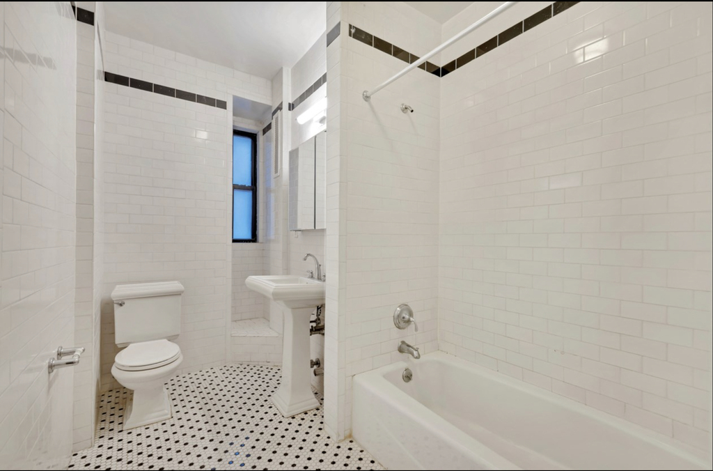 Madison Avenue, New York - Photo 3