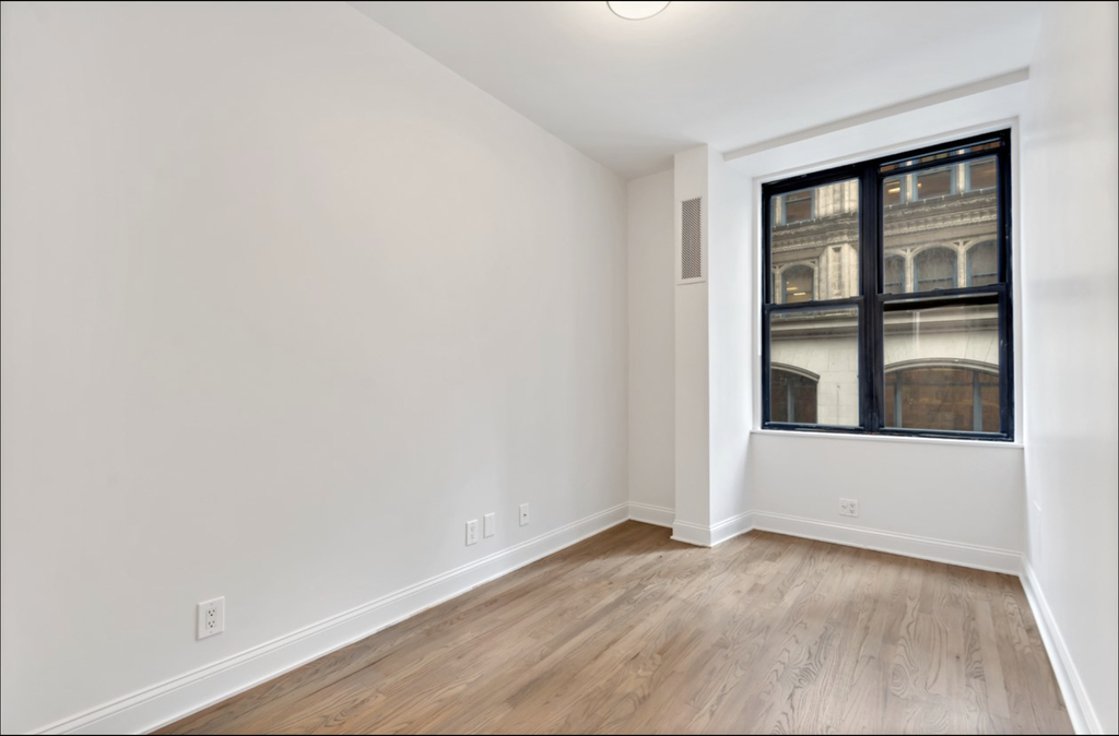Madison Avenue, New York - Photo 1