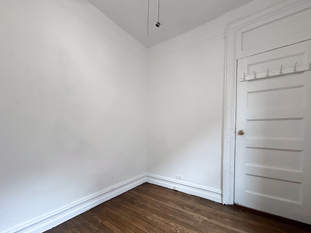 3139 Broadway - Photo 0