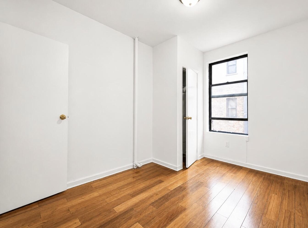 3620 Broadway - Photo 4