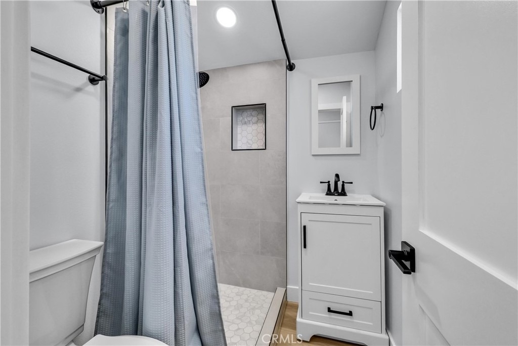 114 N Cornell Ave - Photo 5