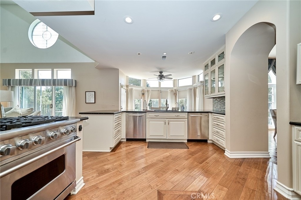 1089 Village Drive - Photo 16