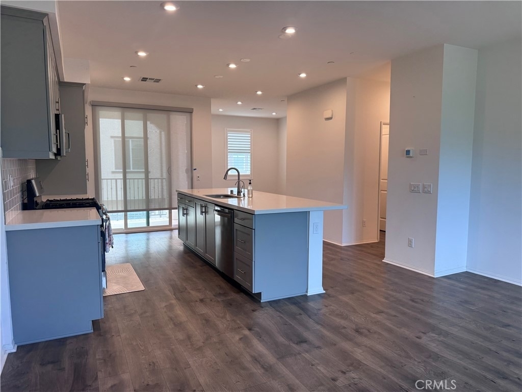 8141 Garden Park - Photo 2
