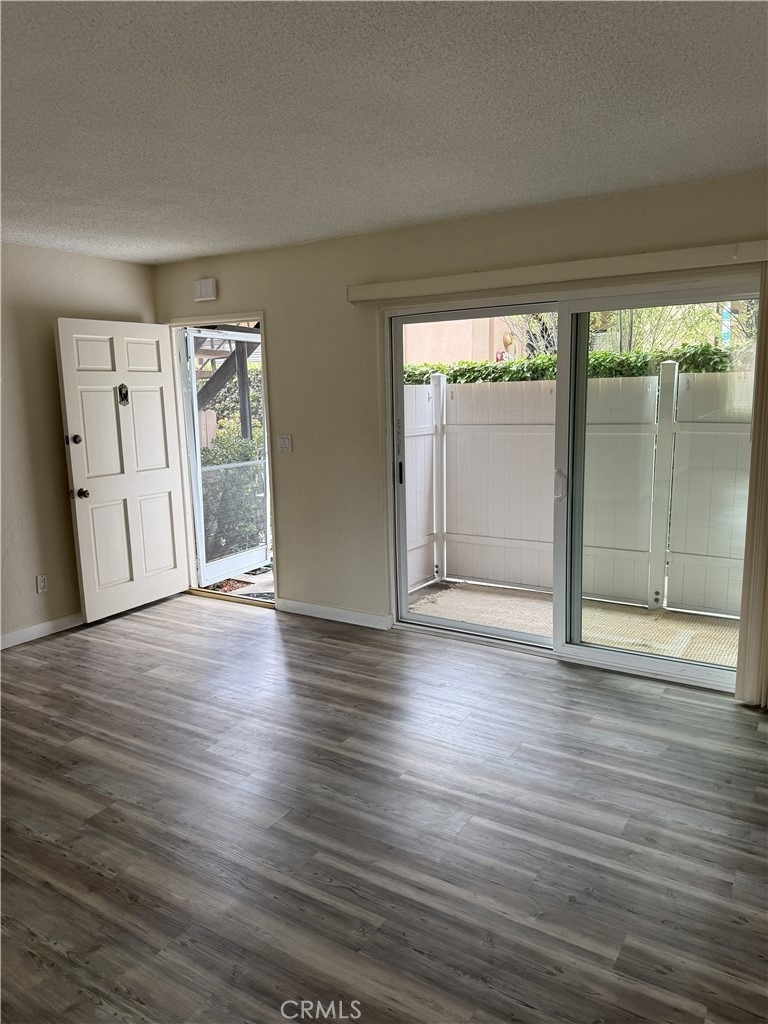 2105 Speyer Ln - Photo 1
