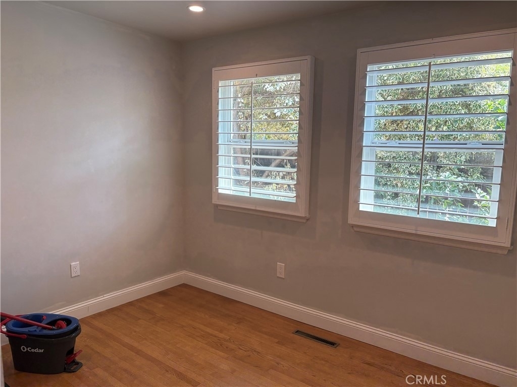 12917 Gladstone - Photo 9
