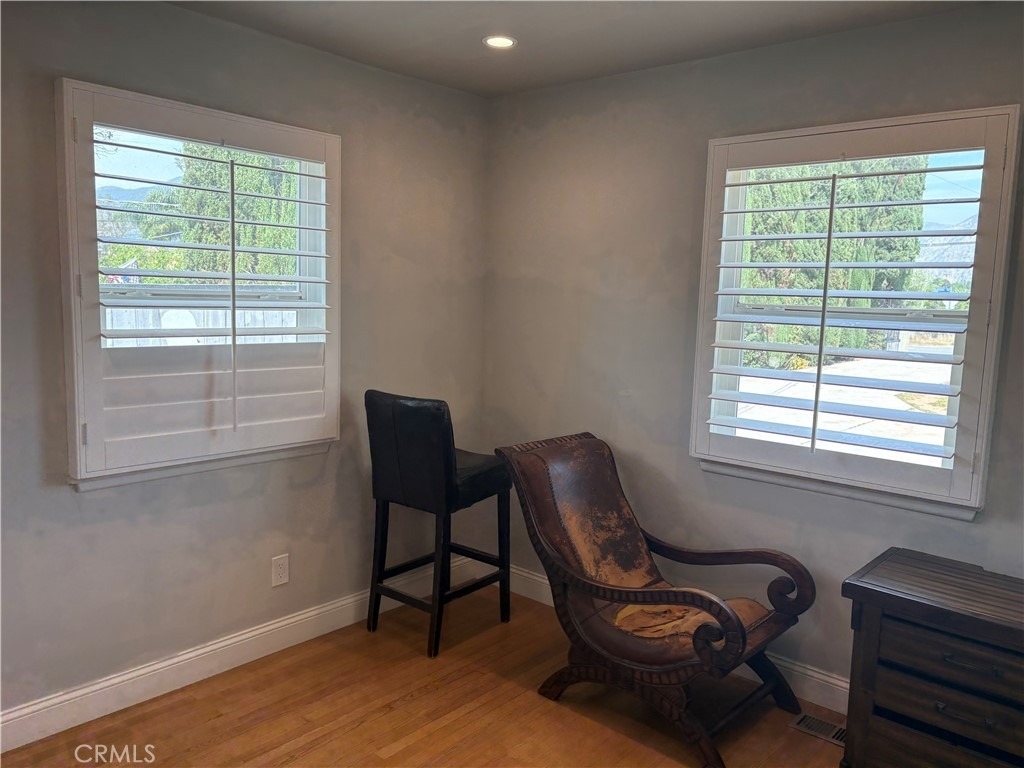 12917 Gladstone - Photo 13