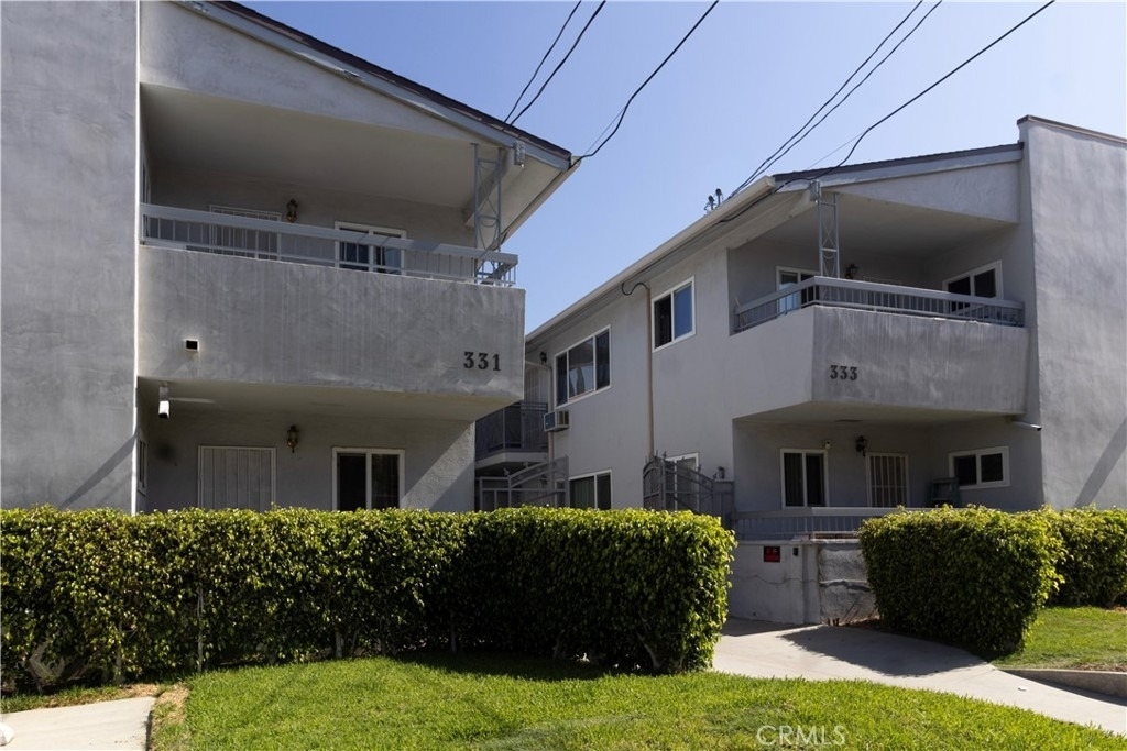 331 Cameron - Photo 2
