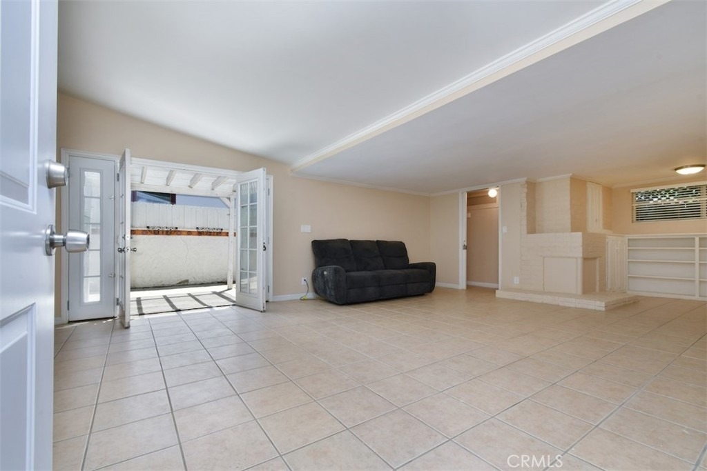 14334 1/2 Tiara - Photo 1