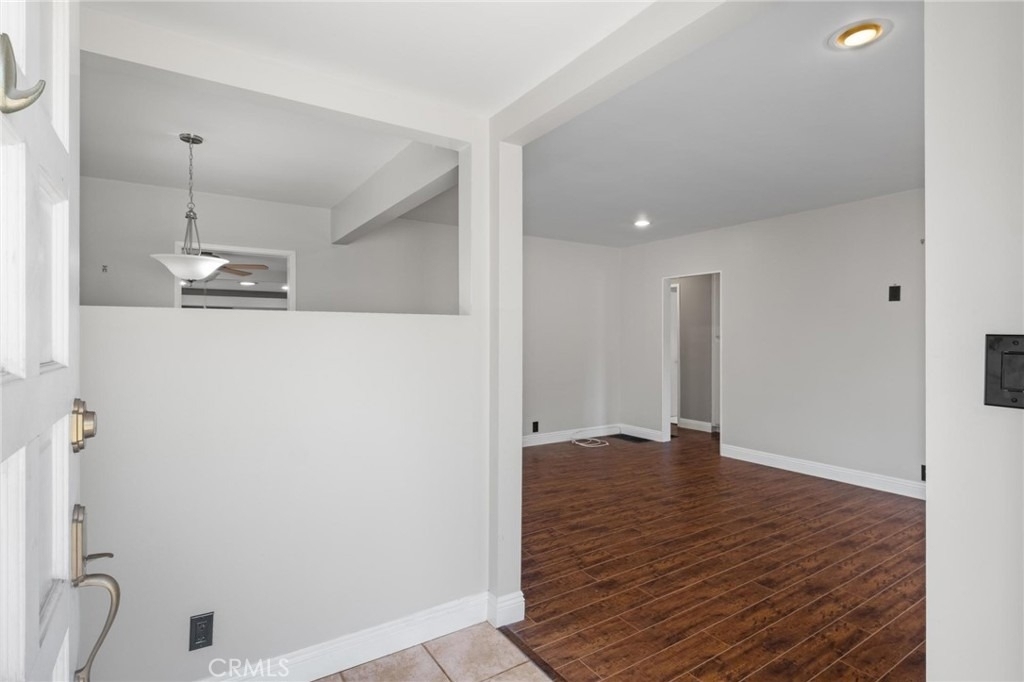1719 265th - Photo 3