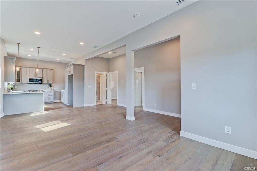 409 Olive Street - Photo 4