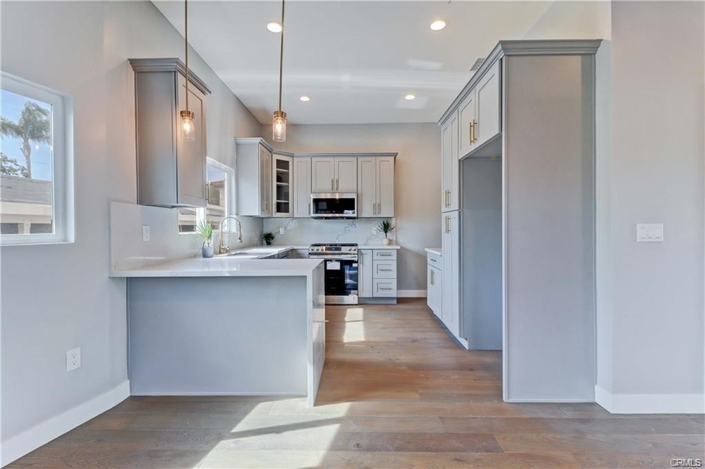 409 Olive Street - Photo 1