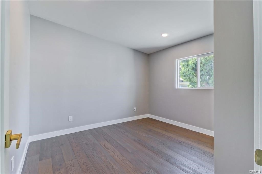409 Olive Street - Photo 13