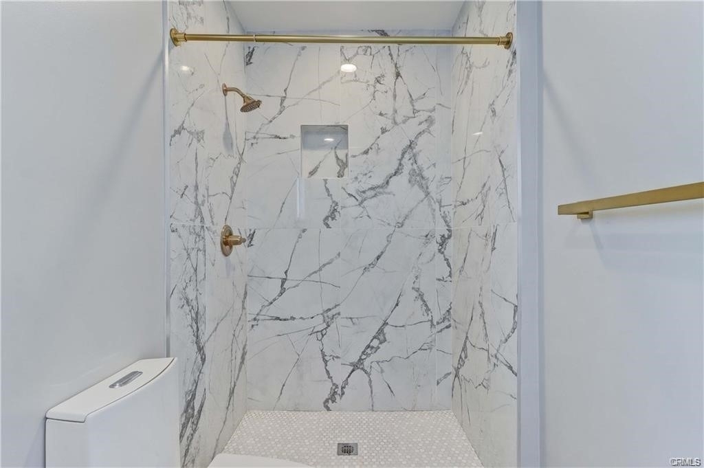409 Olive Street - Photo 17