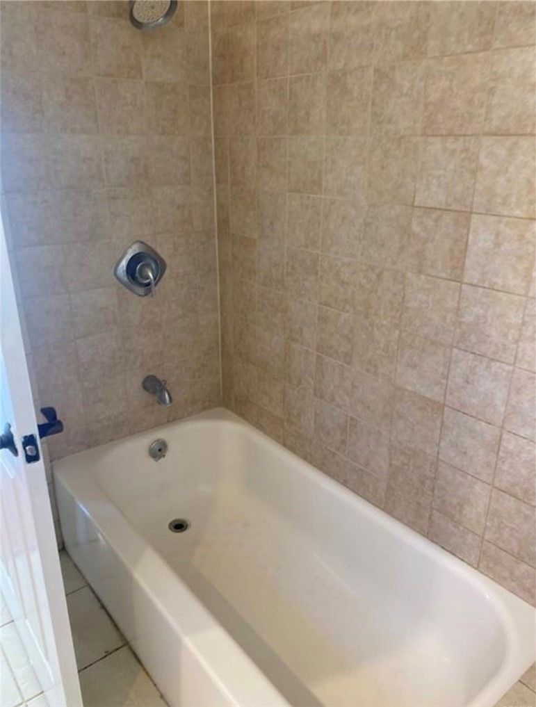 1425 W 224th - Photo 7