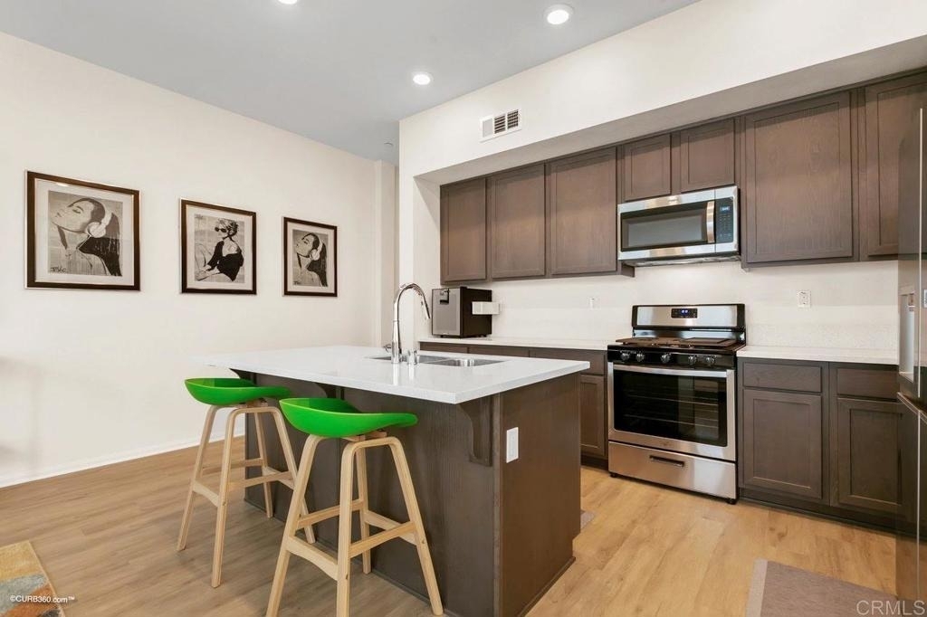 2015 Mindoro Lane - Photo 2