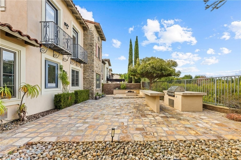 33 Rose Trellis - Photo 60