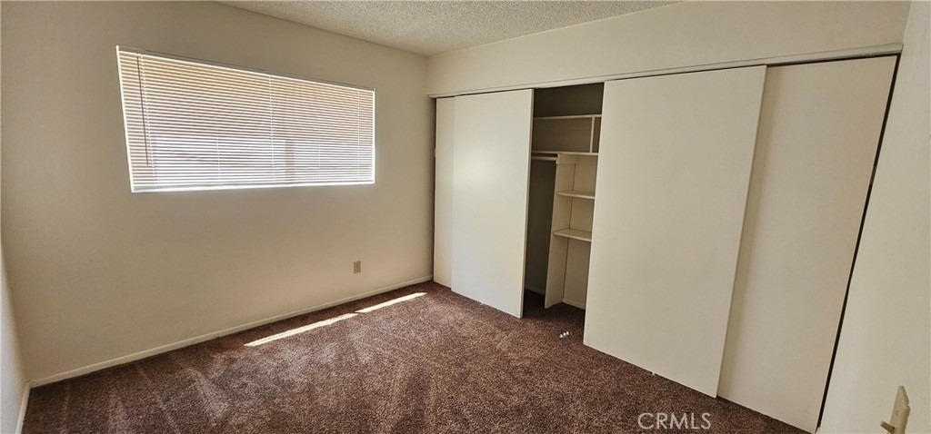 501 W 34th - Photo 2