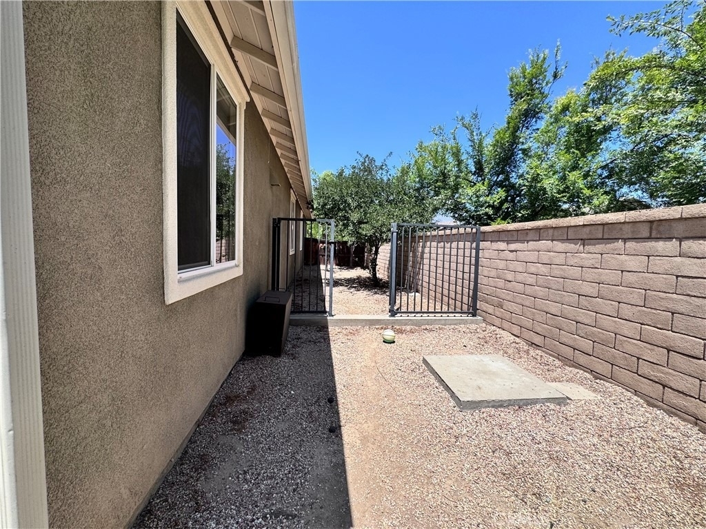 1497 Belle Street - Photo 18
