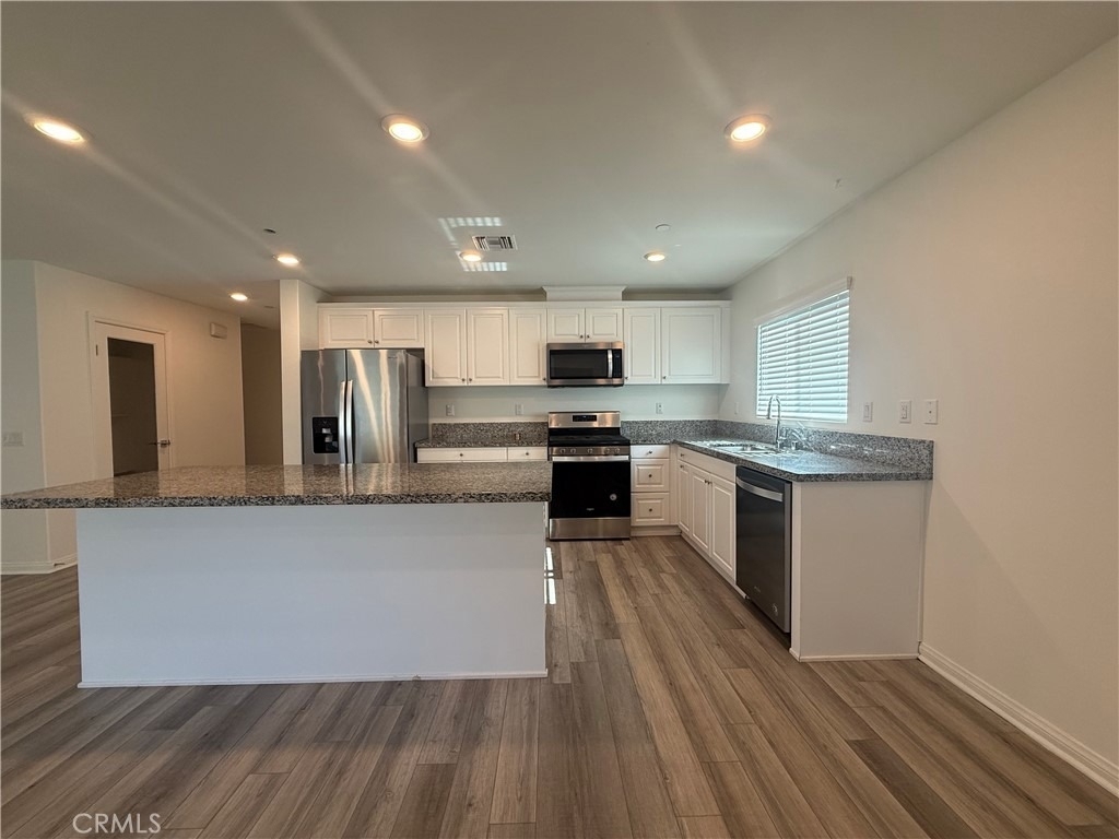 28230 Schola - Photo 2