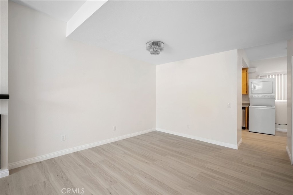 4328 Whitsett Avenue - Photo 9