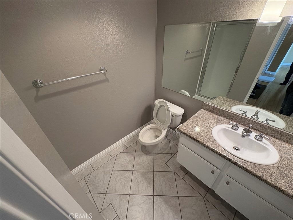 645 Balboa Avenue - Photo 18