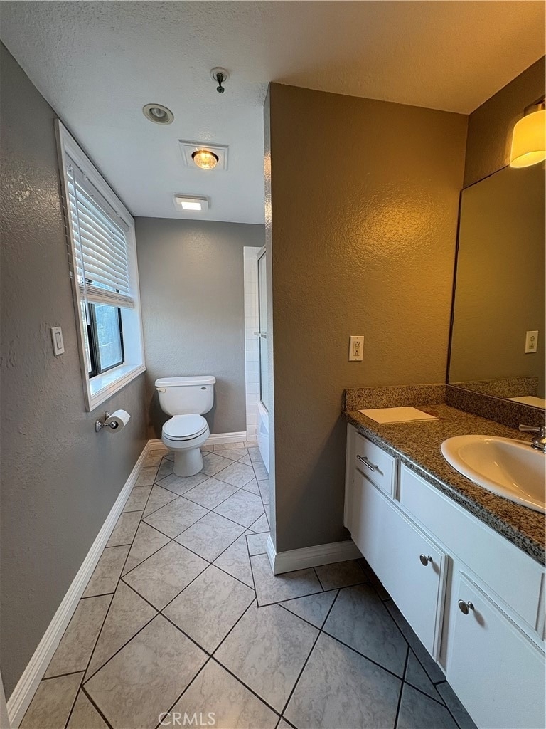 645 Balboa Avenue - Photo 11